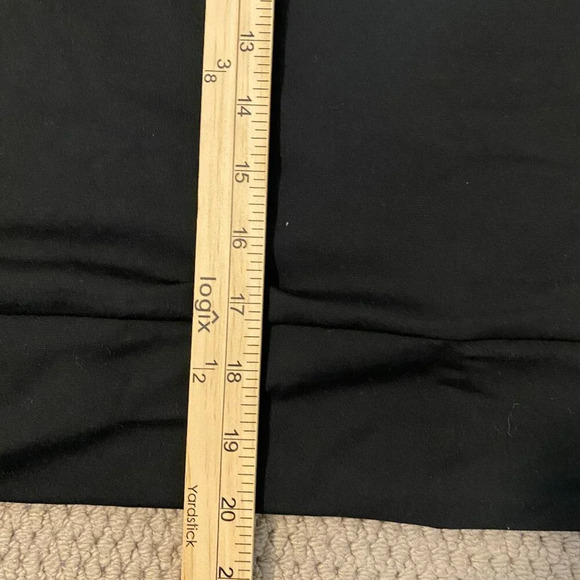 Prana NWT Ice Flow Half Zip cropped black top size medium with UPF 50. - Picture 9 of 9